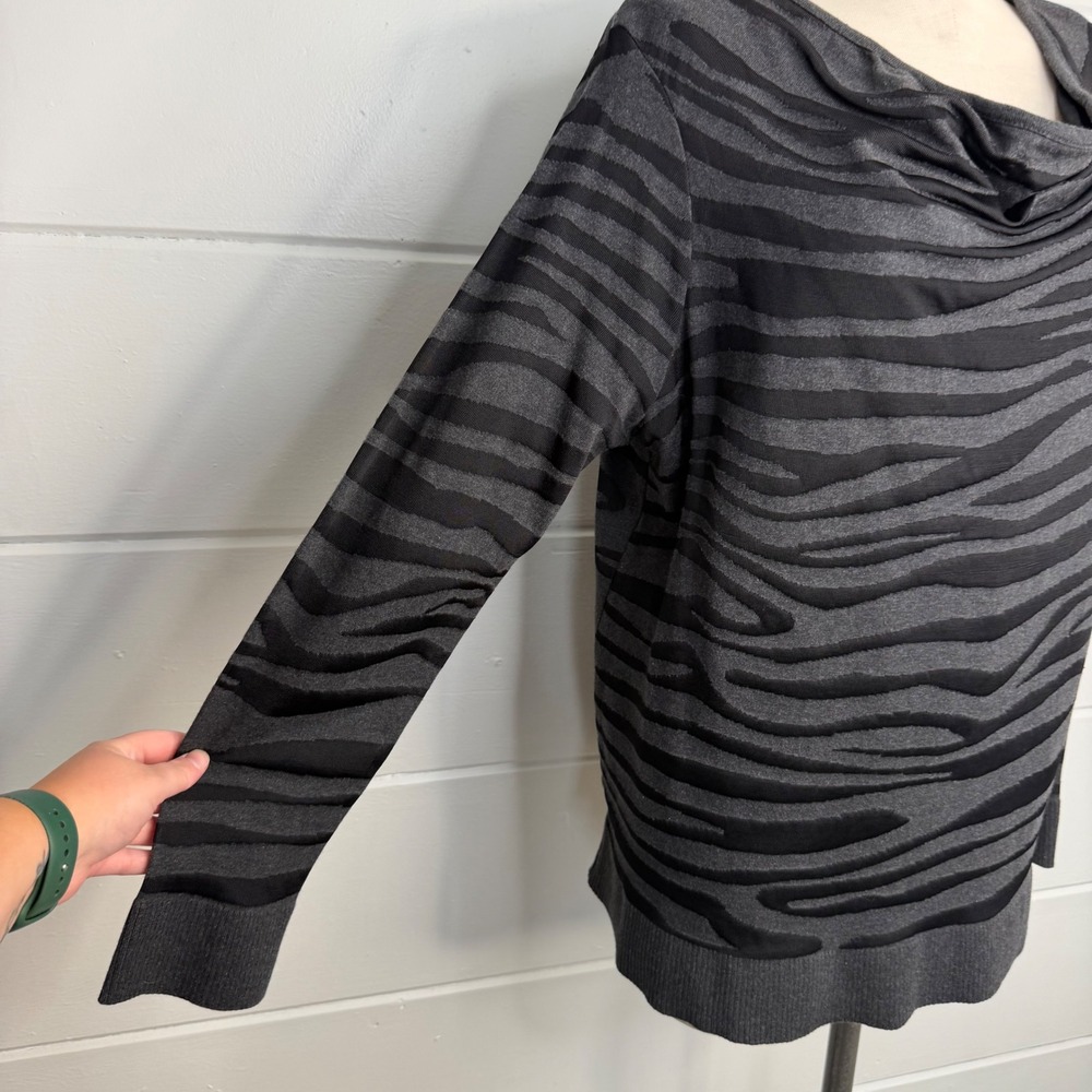 Dana Buchman Signature Zebra Print Cowl Neck Sweater XL Grey Black Y2K Animal - Picture 3 of 10